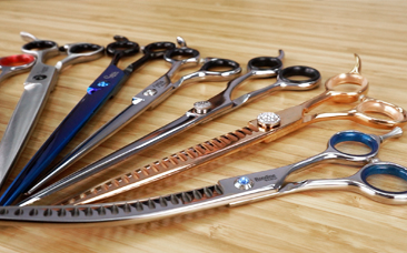 Diferentes líneas de tijeras Ibáñez para la peluquería canina